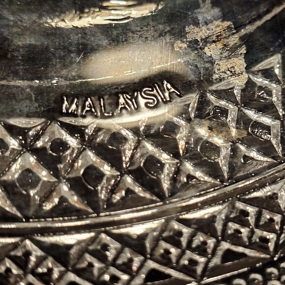 VTG KIG Malaysia Flur-de-Li Pressed Glass Clear 10" Dinner Plate Trellis Pattern - Picture 9 of 9